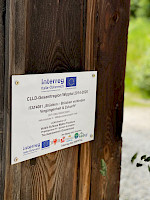 4_trautson_schild_interreg-projekt_bruecke_06_06_23.jpg