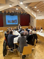 csm_infoabend_ellboegen_begruessung_rm_querf__251124_29fda454da.jpg